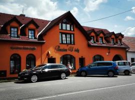 Penzion U řeky, family hotel in Vojkovice