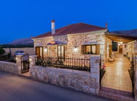 Villa Anerocurù by Chania city, holiday rental in Chania Town