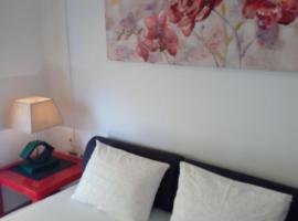 odys apartment centrer of town，普雷韋扎的飯店