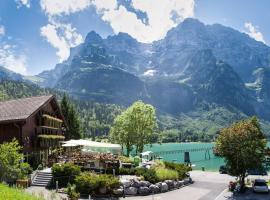 Hotel Rhodannenberg AG, hotel v destinaci Glarus
