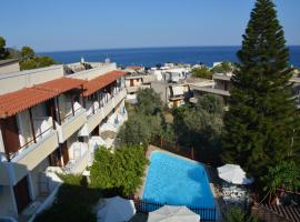 Voula Apartments, hotel with pools in Agia Marina Aegina