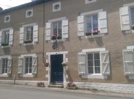 Vingt Grand Rue, hotel barato en Champagne-Mouton