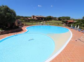 Appartamenti residence Vela Blu Golfo Aranci, apart-hotel u gradu Marinela