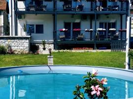 Enjoyit Rooms, romantický hotel v Velden am Worthersee