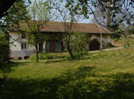 s'YVOUX pla&icirc;t, Glampingunterkunft in La Chapelle