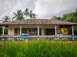 FireMoonGarden by Peacock Villa