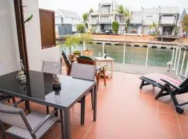 Waterfront - home on the Quays