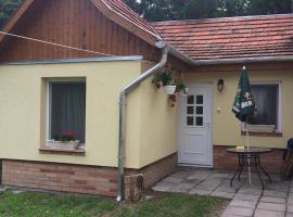 Liliom Vendégház, homestay in Visegrád