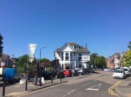 Urban Beach Hotel, hotel in Bournemouth