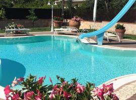 Boccy Brothers, hotel di Formia