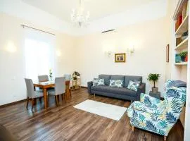 D8 Design Apartment & Studio