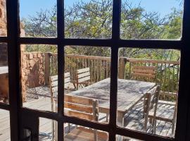 Milorho Lodge, hotel perto de Magalies Canopy Tour, Rietfontein