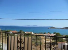 Eugenia travasarou sea view appartments、Dhiakoftiにあるキティラ空港 - KITの周辺ホテル