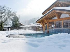Café-Hôtel Le Morillon, Domaine du Grand Massif-Samoëns, hotel em Morillon