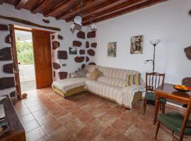 Casa Rural La Casa Baja, country house in Santa Lucía