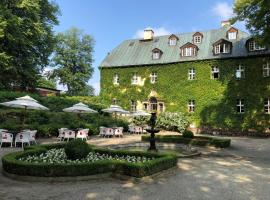 Hotel Palac Staniszow – hotel w Jeleniej Górze