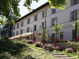 Villa Bregana, hotel with parking in Carnago