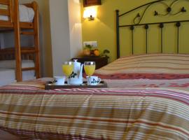 Hostal Rural El Padul, hotel v destinaci Padul