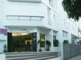 Ratchada 17 Place