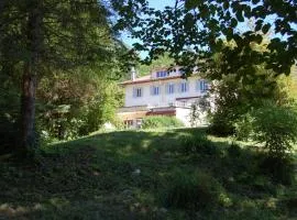 Joly Saint Sauveur