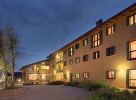 Tenuta Aganis, hotel v destinaci Palazzolo dello Stella