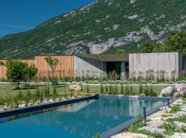 Agritur La Dolce Mela - Adults Only, farm stay in Vezzano