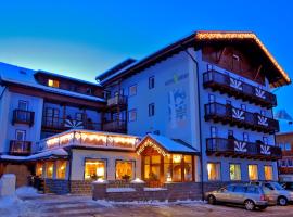 Hotel Aurora, hotel a Canazei