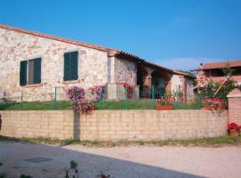 Agriturismo Marruchetone Vecchio, hotel u gradu 'Marsiliana'