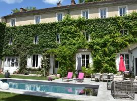 Demeure Les Aiglons, Chambres d'hôtes & Spa, hotel near Fountainebleau Golf Course, Fontainebleau