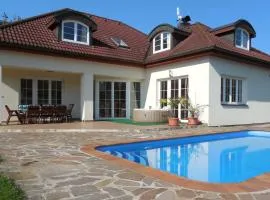 Vila Plana nad Luznici