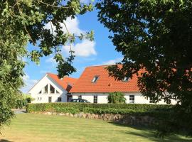 Margretelyst, bolig ved stranden i Farsø