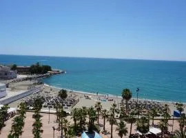 Beachfront apartment in Fuengirola with sea views