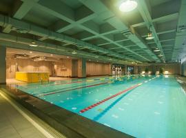 Green Park Hotel Tianjin, hotel com piscina em Binhai