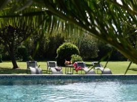 Mas de Bouvet en Camargue, hotel v destinaci Albaron