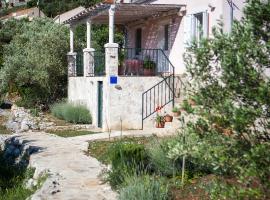 TEUTA Holiday house in National Park, ξενοδοχείο σε Goveđari