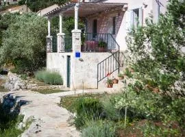 TEUTA Holiday house in National Park