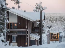 Lodge 67°N Lapland, hotell i Äkäslompolo