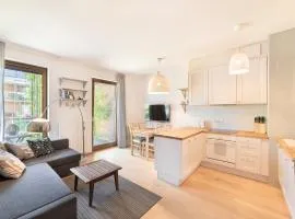 Apartament w Gdańsku Brzeźnie ,blisko plaży ,darmowe miejsce parkingowe ,taras