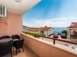 Apartment Clear Sky, hotel in Baška Voda