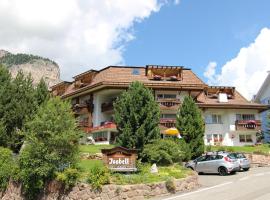 Residence Isabell, apartment in Selva di Val Gardena