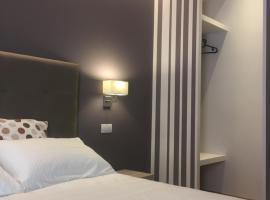 Robin Rooms, hotel a Montegranaro