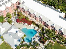 Comfort Suites Paradise Island, hotel in Nassau