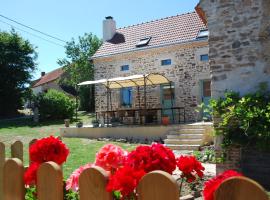 Chambres d'Hôtes Maison Balady, gistiheimili í Bellenaves