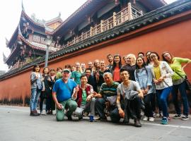 SONDERIA Lazybones Hostel, khách sạn ở Thành Đô