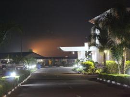 Moba Hotel & Convention Centre, hotel in Kitwe