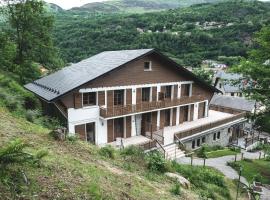 Au chalet des quatre saisons, kalnų namelis mieste Aks le Termas