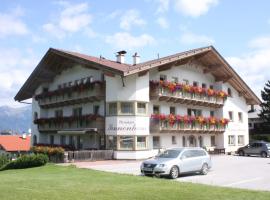 Pension Sonnenheim, hotel in Schönberg im Stubaital