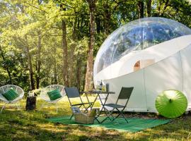 Somn'en bulle, luxury tent in Najac