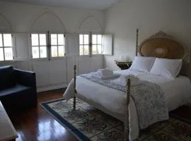 Spacious Apt. at Viana's Top Location