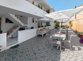 Mini Hotel, hotell i Orbetello